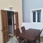 Vacation Dora