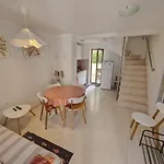 Сasa de vacaciones Vacation Dora *